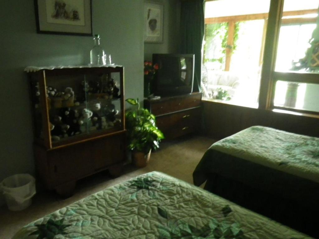 נאנאימו Beach Estates Inn Bed And Breakfast חדר תמונה