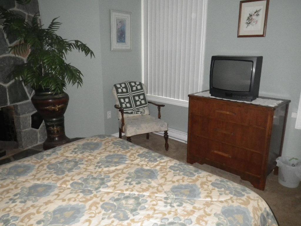נאנאימו Beach Estates Inn Bed And Breakfast חדר תמונה